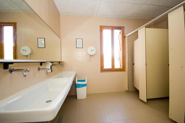 Hostel La Casa De Pineta Bielsa Zewnętrze zdjęcie